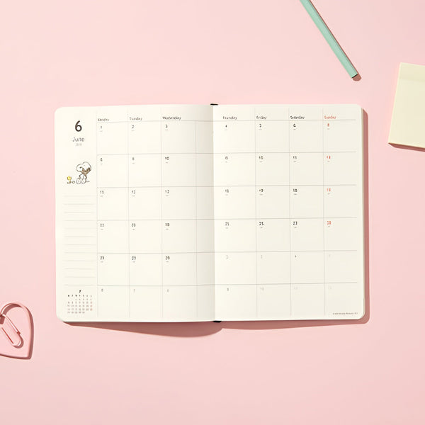 Peanuts Snoopy 2026 Schedule Book - Snoopy Friends - 20 IN STOCK!