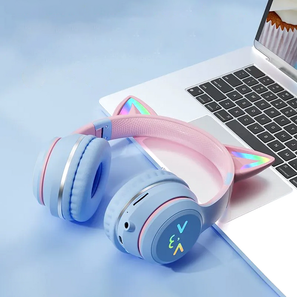 Cat Ears Colorful Glow Wireless Headset (3 Color Combinations)