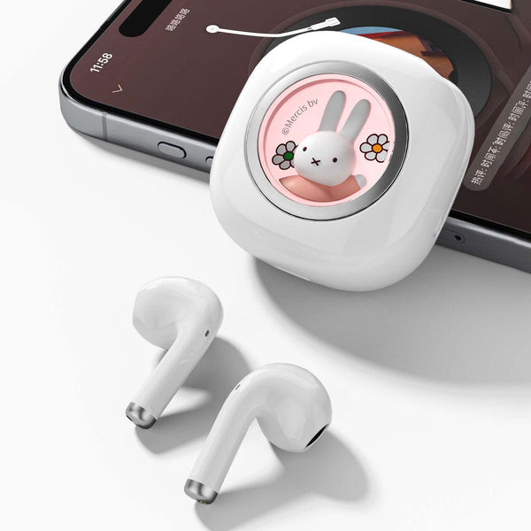 Miffy's Wireless Ear Buds With Wireless Charger - Pink