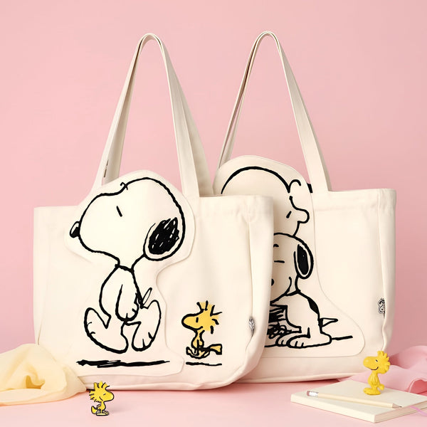 Peanuts Snoopy Canvas Daily Tote