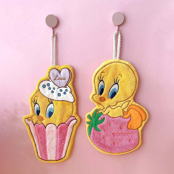 Tweety Essentials Hand Towel