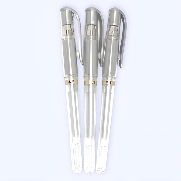 Uni-ball Signo Broad Gel Pen - Silver Ink