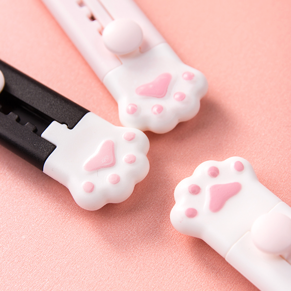 Cat Paw Paper Cutter