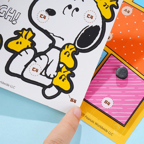 Peanuts Snoopy DIY Display