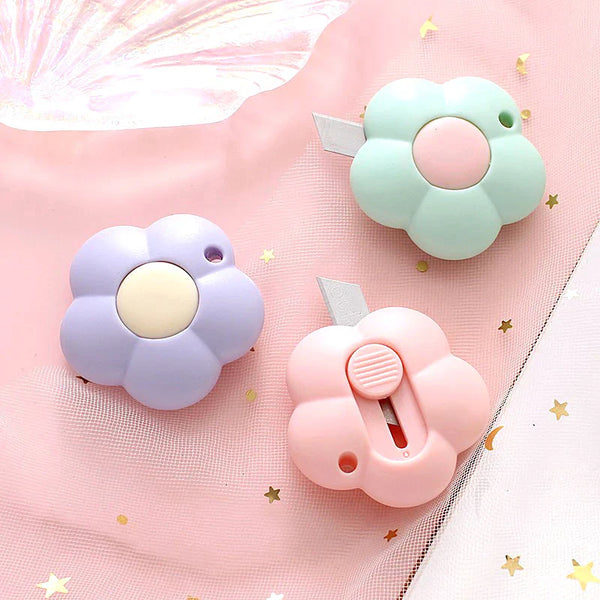 Retro Flower Paper Cutter