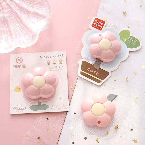 Retro Flower Paper Cutter