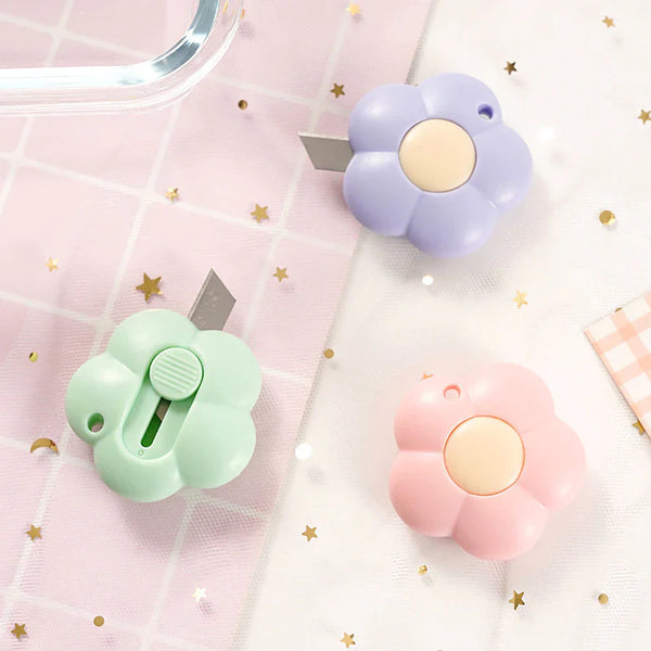 Retro Flower Paper Cutter