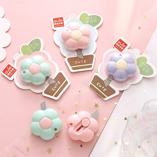 Retro Flower Paper Cutter