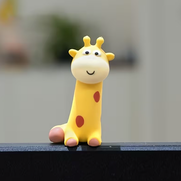 Sweet Wink Cuddle Cling Giraffe